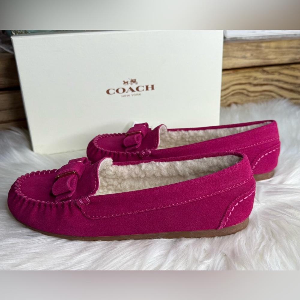 (MT410) NWT Coach Alisha Suede Moccasins - Picture 3 of 4